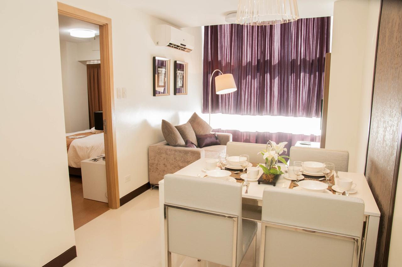 Versailles Stay Makati City Exterior foto
