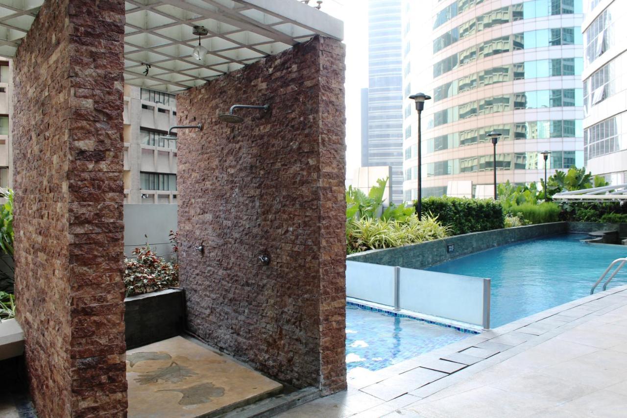 Versailles Stay Makati City Exterior foto